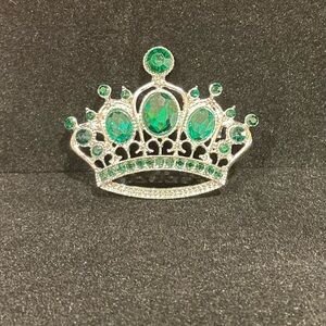 Elegant Silver and Green Crown Brooch